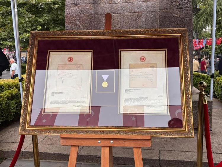 ‘İSTİKLAL MADALYASI ONUR NİŞANESİDİR’