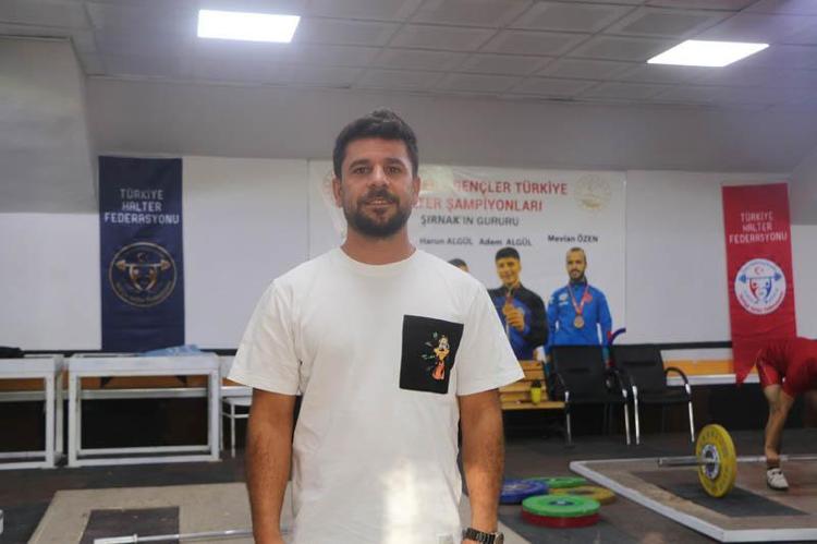 ‘KENDİSİYLE ÇOK GURUR DUYDUK’