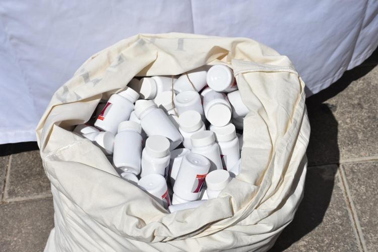 ÇANTADAN KOKAİN ÇIKTI