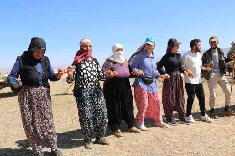 ‘EKİM AYININ SONUNA KADAR KOYUN SAĞIMI YAPACAĞIZ’