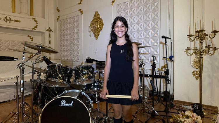 AYNI ZAMANDA BİLİM İNSANI OLMAK İSTİYORUM