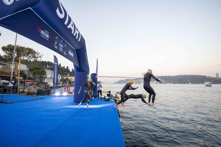ESRA YILDIRIM NESİL: İSTANBUL TRİATLONU’NA BAŞLADIĞI İLK GÜNDEN BERİ KATILIYORUM