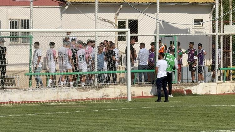 ALİ FIRAT OKUR: AKŞAM MAÇI OYNASAK BİZİM İÇİN DE BU SICAKLARDA ÇOK İYİ OLURDU