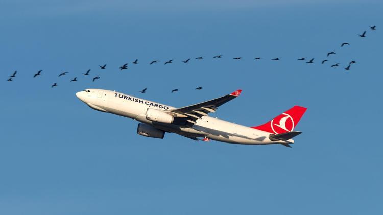 ‘HAVA TRAFİĞİNDEN SORUMLU OLMAK BANA İYİ HİSSETİRİYOR’