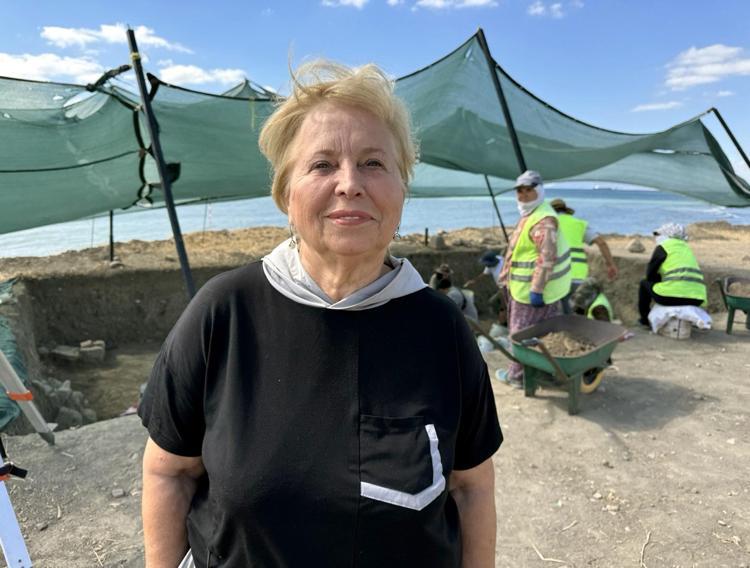 YÜKSEK KADEMELİ İNSANLARIN YERLEŞİM YERİ