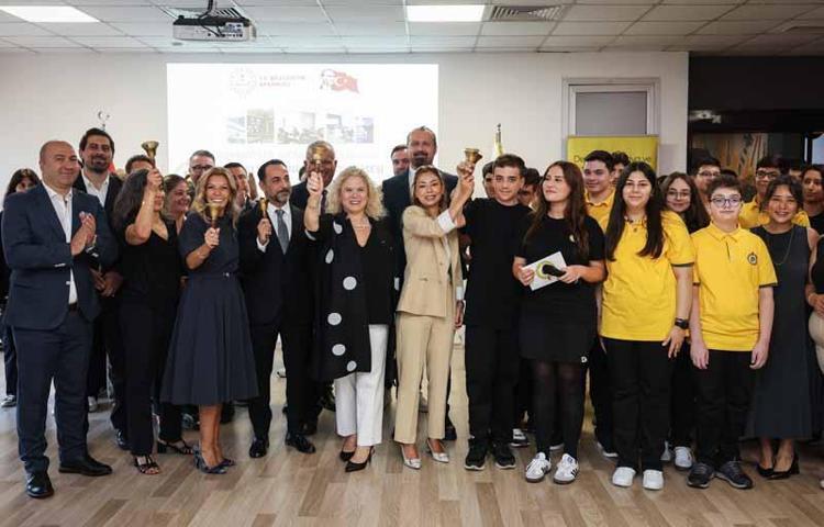 ‘TÜRKİYEDEKİ İLK YAPAY ZEKA LİSESİ ÖĞRENCİLERİSİNİZ’