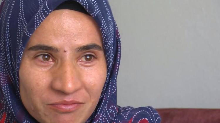 ‘HEM ÇOCUĞUMUN HEM EŞİMİN SAĞLIK SORUNLARIYLA TEK BAŞIMA MÜCADELE ETMEKTE ZORLANIYORUM’