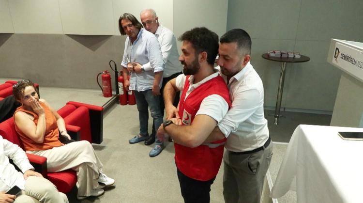 SIK KARŞILAŞILAN SAĞLIK SORUNLARINDA DOĞRU İLK YARDIM HAYAT KURTARIYOR