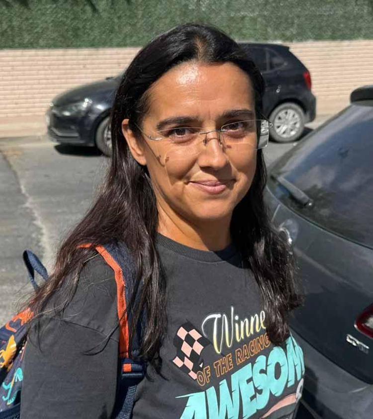 UYKUMUZDAN UYANDIRIYOR