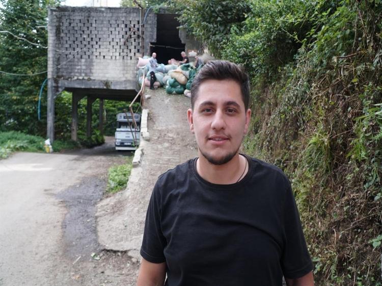 ÇOK ENTERESAN BİR YAPI