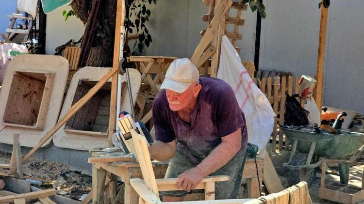 HERKES EL SANATI ÖĞRENMELİ