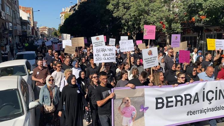 ‘ONLAR ÇOCUKLARINA SARILIYOR, BİZ HER GÜN MEZARLIĞA GİDİYORUZ’