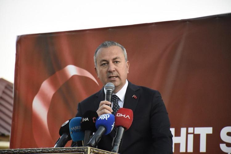 BİR VEFA ORTAYA KOYUYORUZ