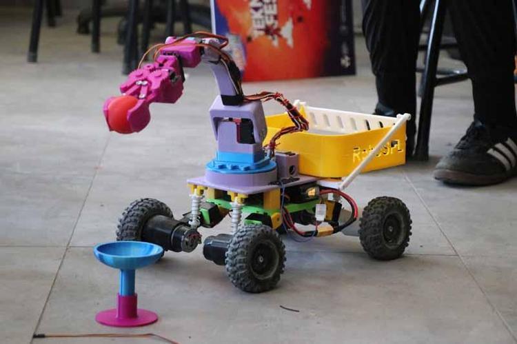 ‘DÜZ GİTMESİ İÇİN KENDİ AMORTİSÖR SİSTEMİMİZİ YAPTIK