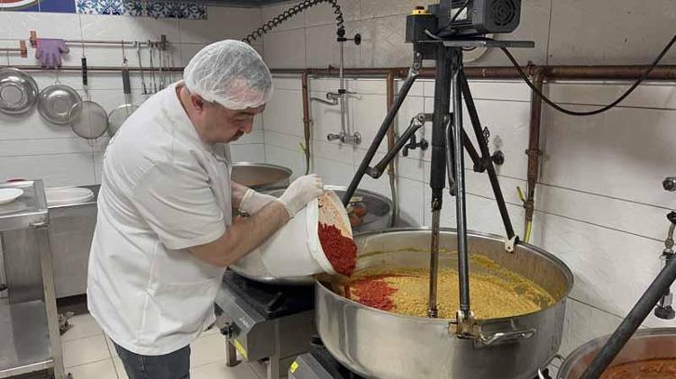 ‘VATANIMIZA GELDİK AMA BU LEZZETTEN VAZGEÇEMİYORUZ’