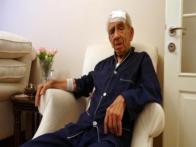 ŞİMDİ DE BAŞIMDAN YARALANDIM