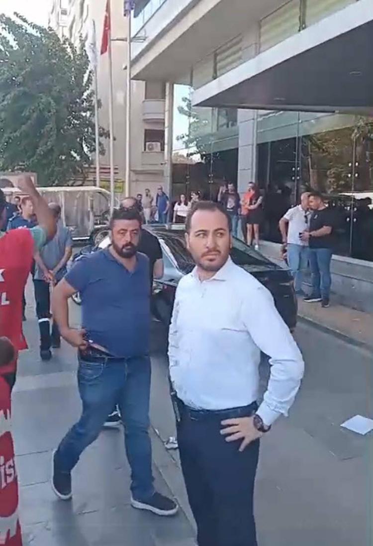 UZLAŞMA SAĞLANDI; ÇÖP EYLEMİ SONA ERDİ