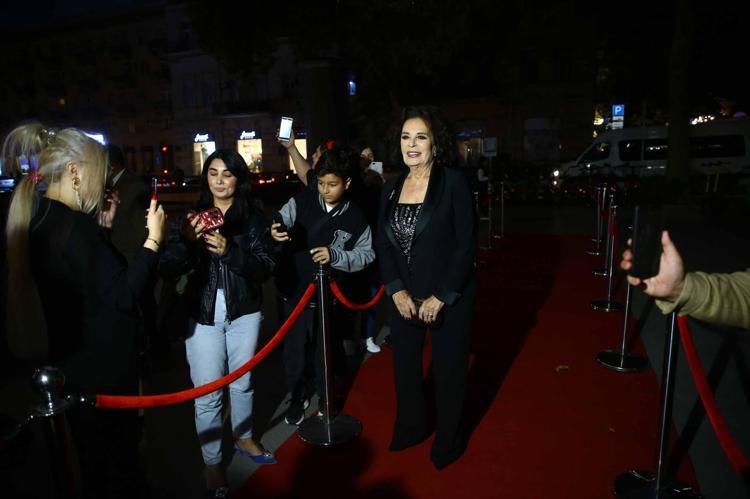 BÜYÜKELÇİ AKGÜN’DEN GENÇLERE VE KÜLTÜRE ÇAĞRI