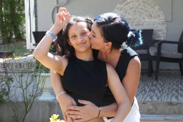 ‘OMUZLARIMIZDAKİ, KALBİMİZDEKİ YÜKÜ ALABİLİRLER’