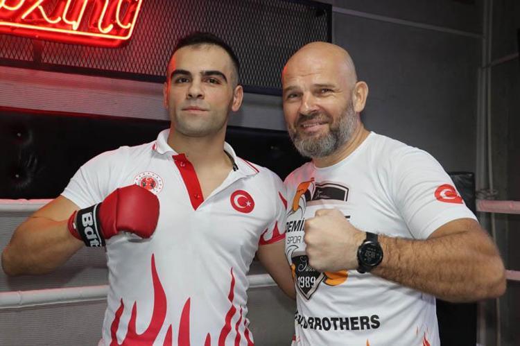 HEM DOKTOR HEM SPORCU OLMAK KOLAY DEĞİL