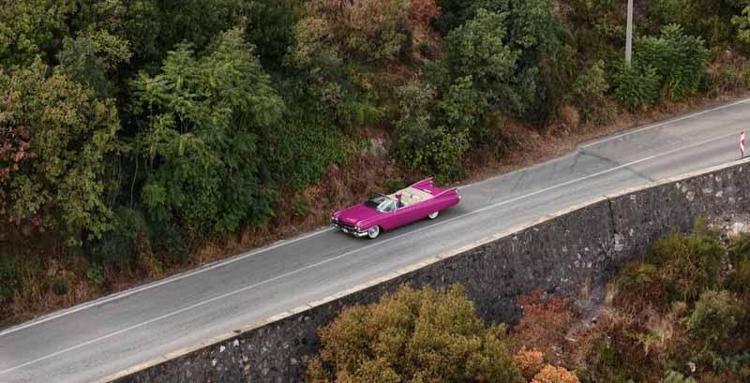 ‘GARAJIMDAKİ HER OTOMOBİLİ KULLANIYORUM’