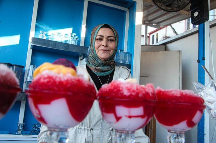 ‘ENGELLİ ÇOCUĞU BÜYÜTMEK İĞNEYLE KUYU KAZMAYA BENZİYOR’