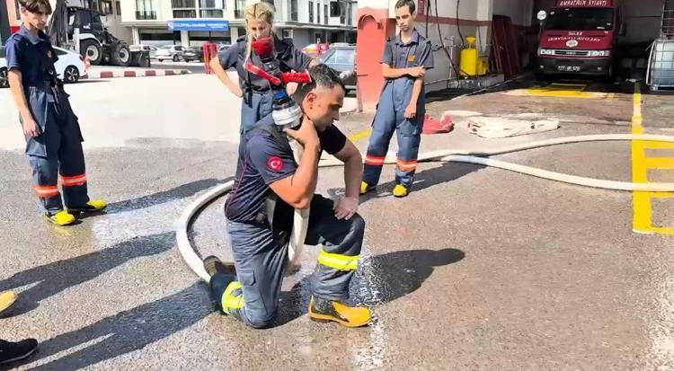 TEORİKTE HER ŞEY BASİT GİBİ DURUYOR