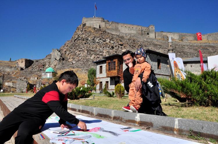 ‘250 METRE RULO TUVAL AÇTIK’