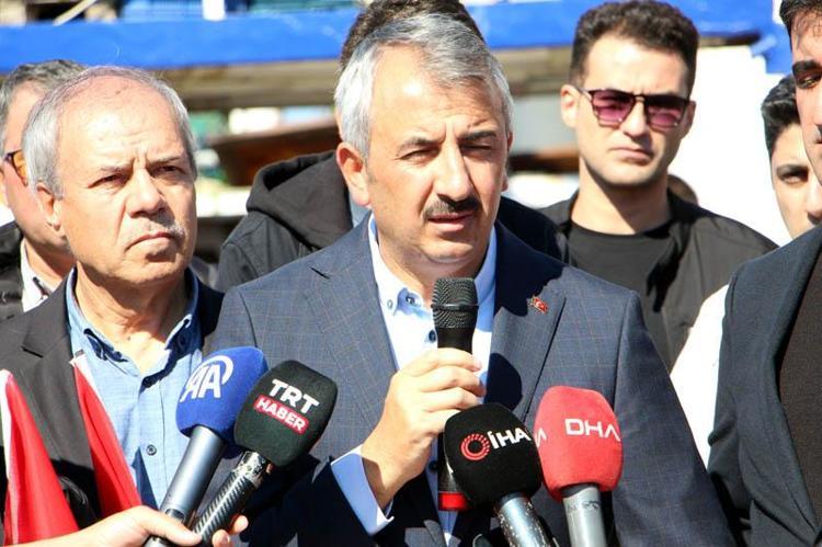 ‘SAFIMIZI BELLİ ETMEK İÇİN BURADAYIZ’