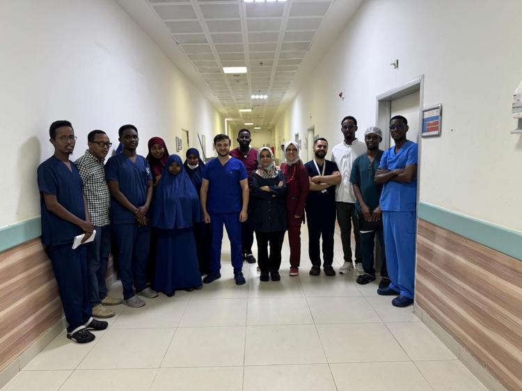 TÜRK HASTANESİ BİZE SAHİP ÇIKTI DİYE DUA ETTİLER