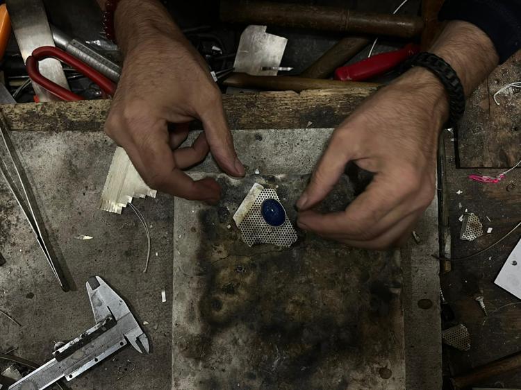 ‘EKMEĞİMİ TAŞTAN ÇIKARIYORUM’