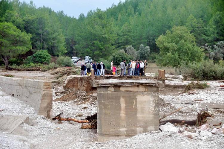 ÖLÜRSEK BERABER ÖLELİM