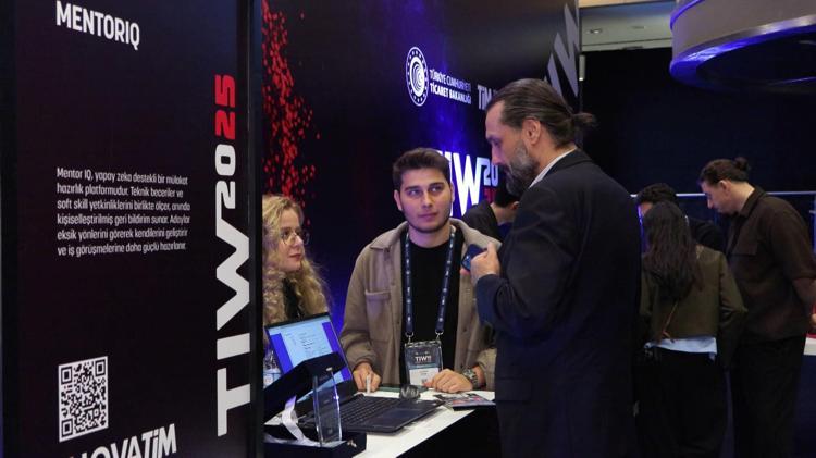 YAPAY ZEKA KATEGORİSİNİN KAZANANLARI ÖDÜLLERİNE KAVUŞTU