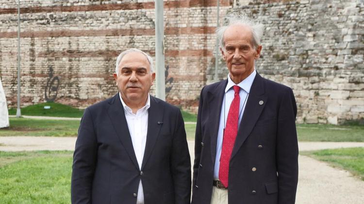 3 NESİL SONRA TORUNU BURAYA GELDİ