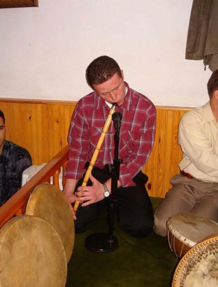 HİÇ ÇIRAK YETİŞMİYOR