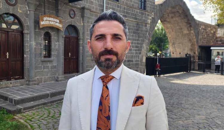 ‘PICASSOYU GÖRMEK İSTEYENLERİN YOĞUN İLGİSİNİ GÖRDÜK’