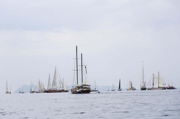 1350 YARIŞCI DENİZ ÜZERİNDE