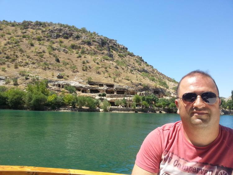 BİR ARKADAŞINI KURTARMIŞ