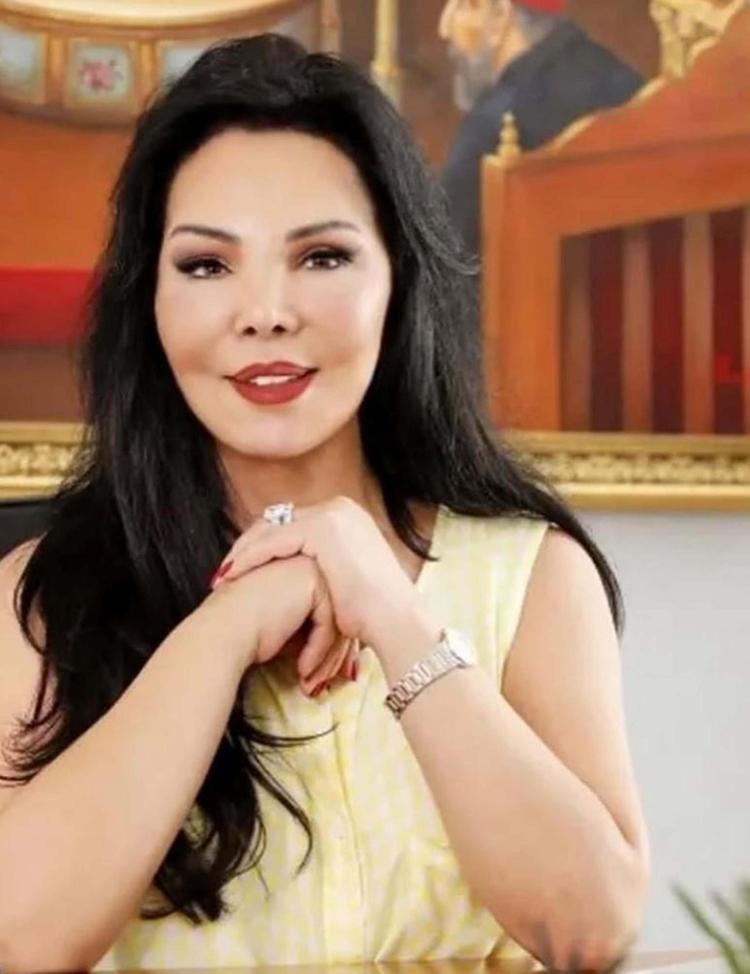 NEŞE AKSOY KİMDİR