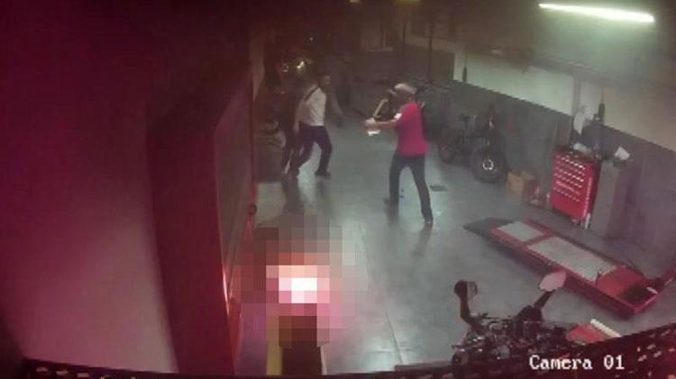 ÇAKMAK BEN İSTEMEDİĞİM HALDE ALEV ALDI