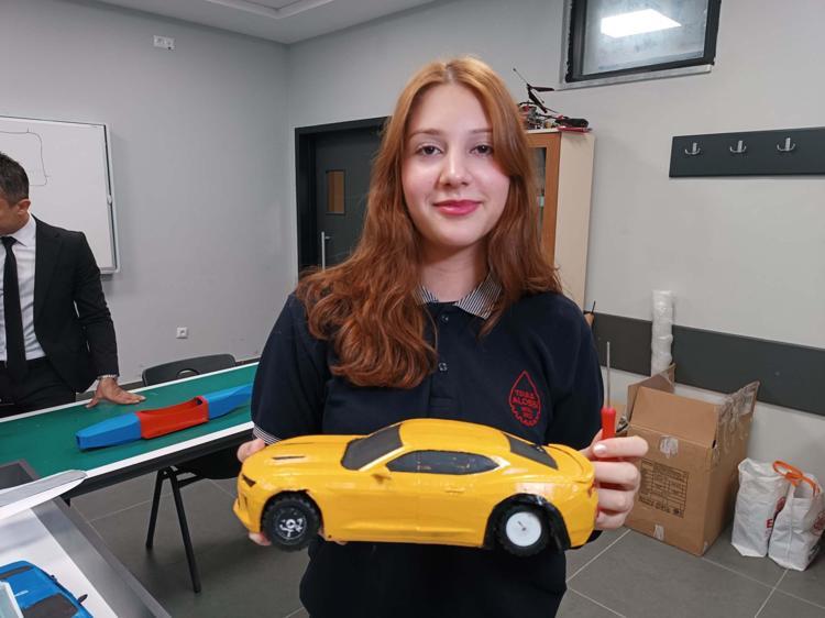 GELECEĞİMİ SAVUNMA SANAYİSİNDE GÖRÜYORUM