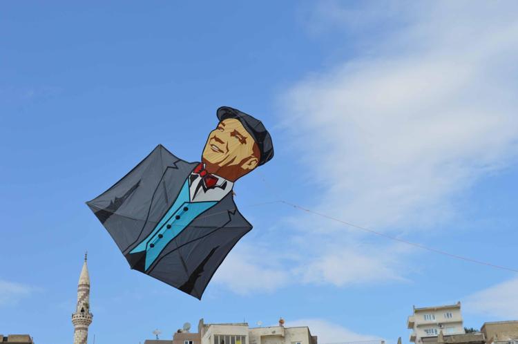 ‘UÇURTMANIN PEŞİNDE BİR HAYAT SÜRÜYORUM’