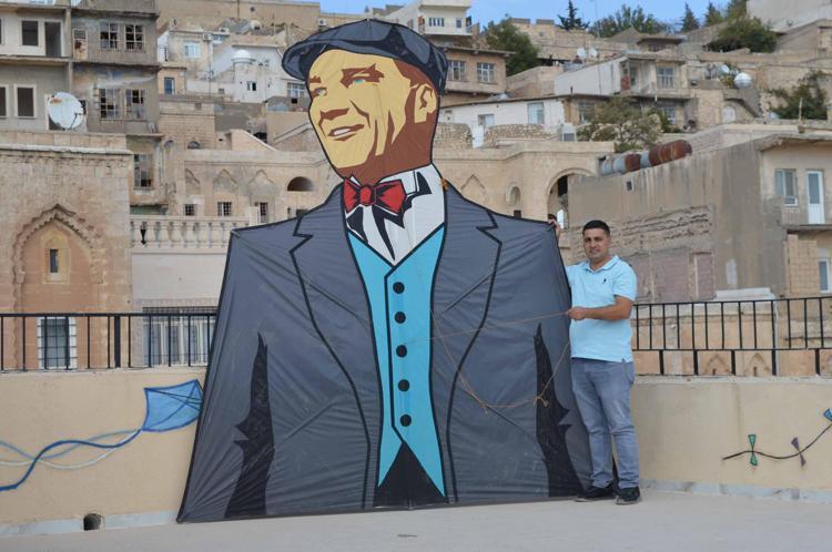 ‘BAYRAM NEDENİYLE, ATATÜRK UÇURTMAMIZI GÖKYÜZÜYLE BULUŞTURDUK’