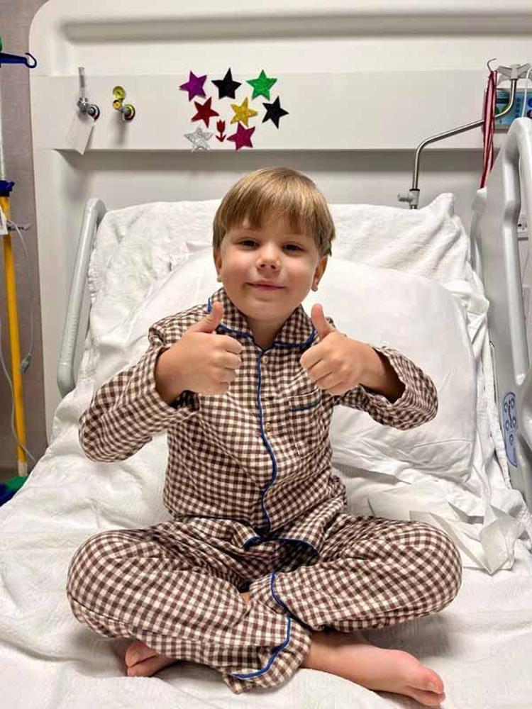 LEO, BİRÇOK ÇOCUĞA UMUT AŞILAMAYA ÇALIŞIYOR