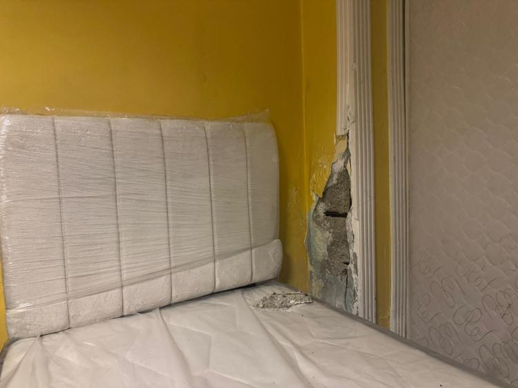 ÇAYIROVA İLÇESİNDE DE BİR BİNA BOŞALTILDI