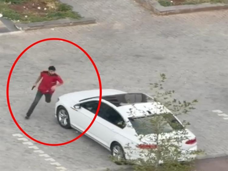 KAVGA BORÇ MESELESİ NEDENİYLE ÇIKMIŞ