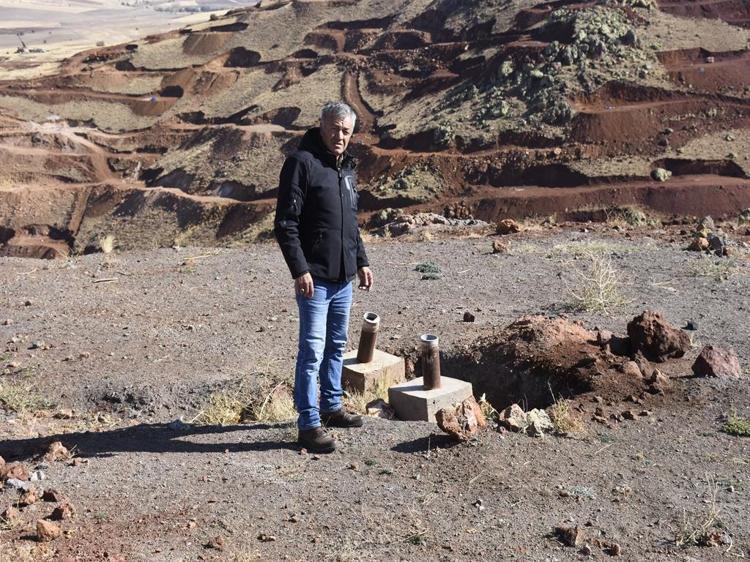 BURADA ÇALIŞANLAR KÖY HALKINDAN OLMALI