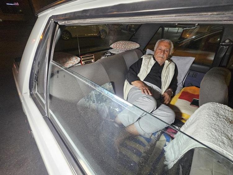 ‘EŞİMİ KAYBEDİNCE BUNALIMA GİRDİM’