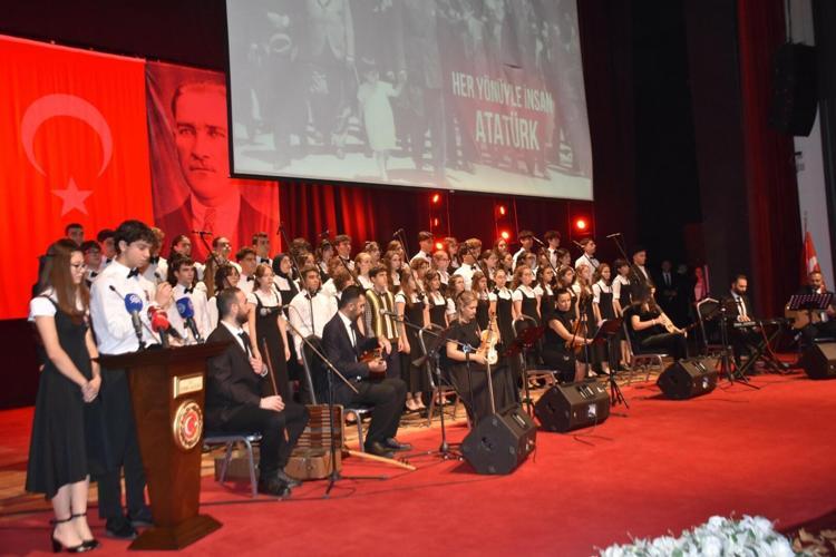 Vali Elban, konuşmasına şöyle devam etti: