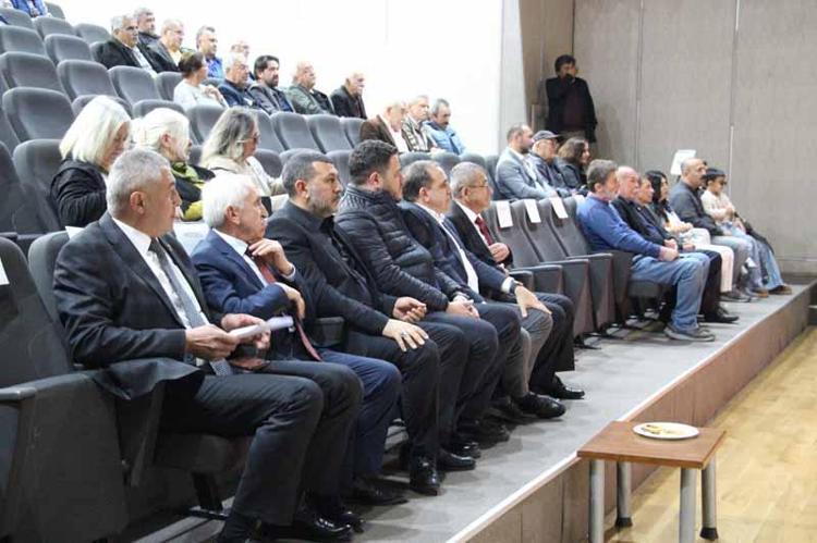 ‘NE YAZIK Kİ SALONU DOLDURAMADIK’